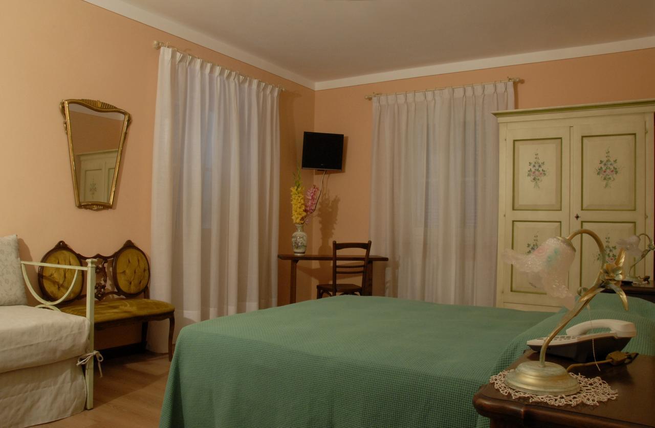 B&B Le Camelie Domodossola Dış mekan fotoğraf